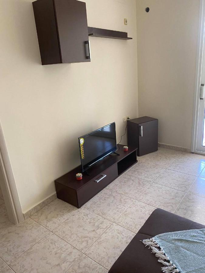 Treasures B&B Paloukia Luaran gambar
